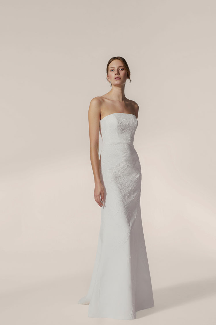 Jesus Peiro 2626 gown with refined wedding style