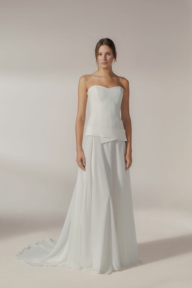 Jesus Peiro 2626 bridal gown detail with elegant finish