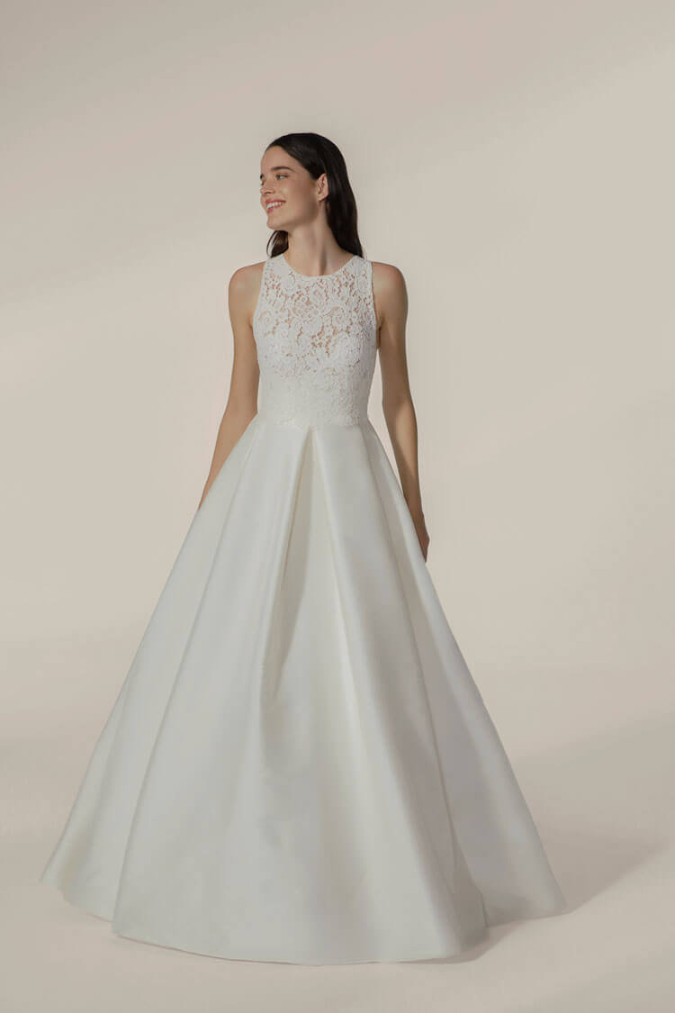 Jesus Peiro 2639 bridal dress with clean modern lines
