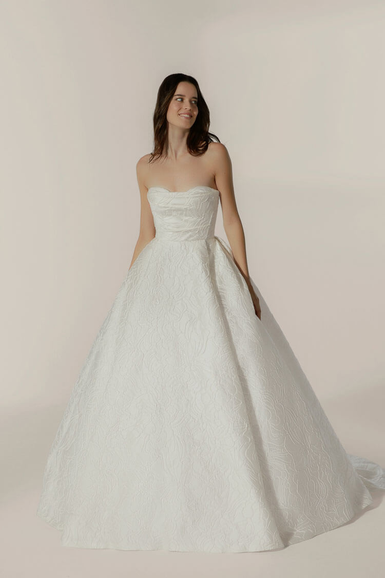 Jesus Peiro 2666 bridal gown with modern tailoring