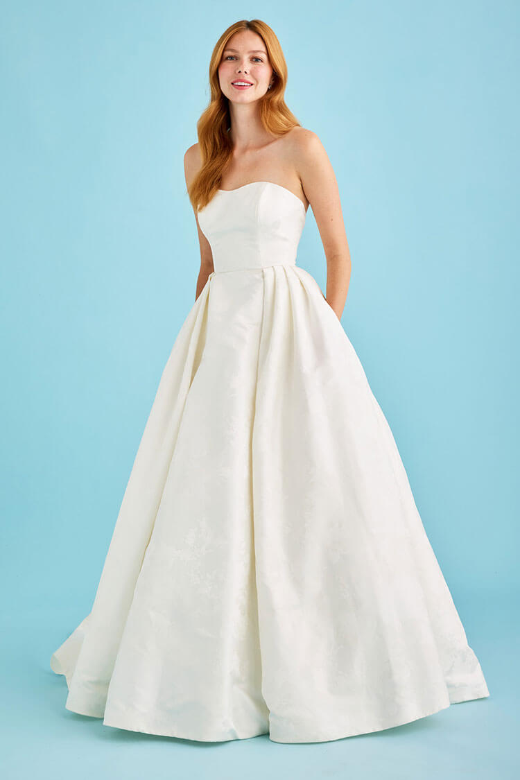 Lea-Ann Belter Bridal