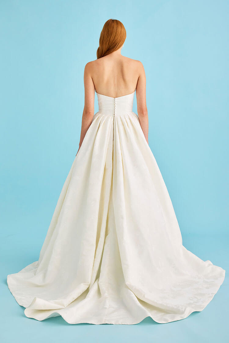 Lea-Ann Belter Bridal