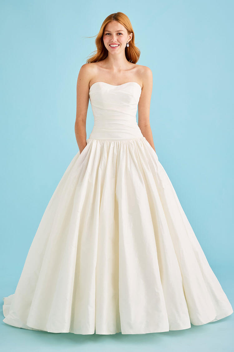 Lea-Ann Belter Bridal