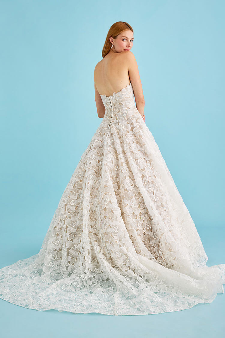 Lea-Ann Belter Bridal