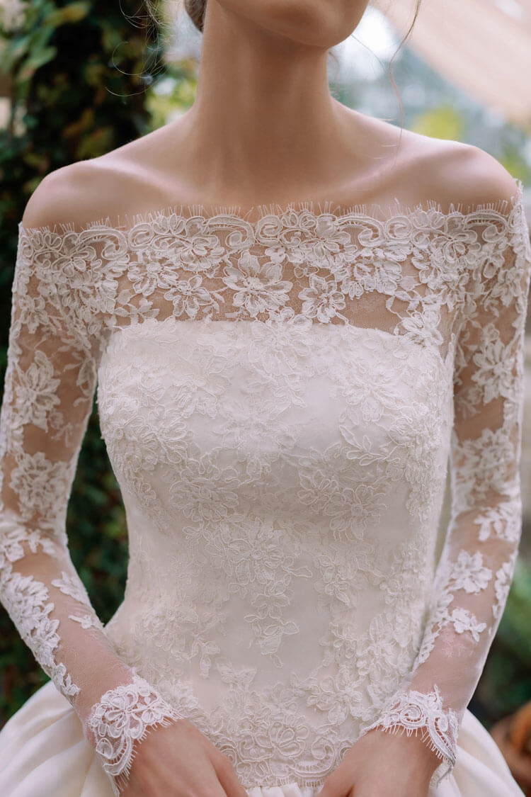 Sareh Nouri Olivia bridal gown detail view