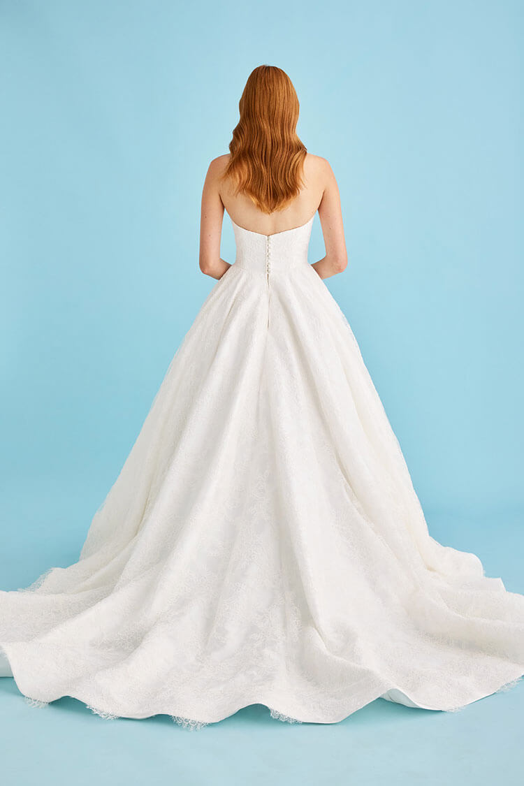 Lea-Ann Belter Bridal