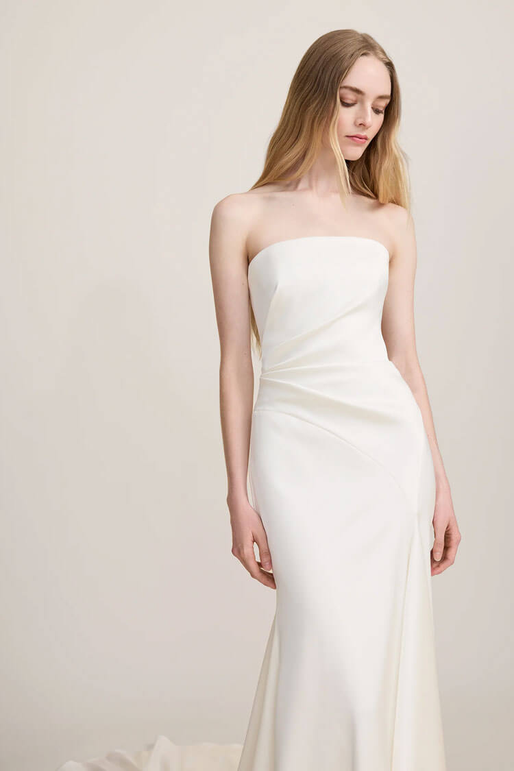 Alternate view of The Ivy wedding gown by Lela Rose
